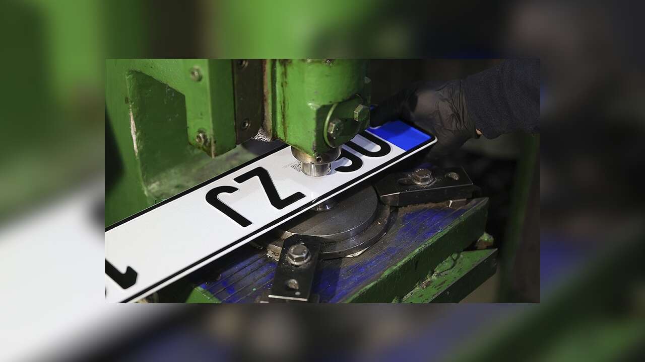 TŞOF'tan "standart dışı plaka üretimi" iddialarına ilişkin açıklama