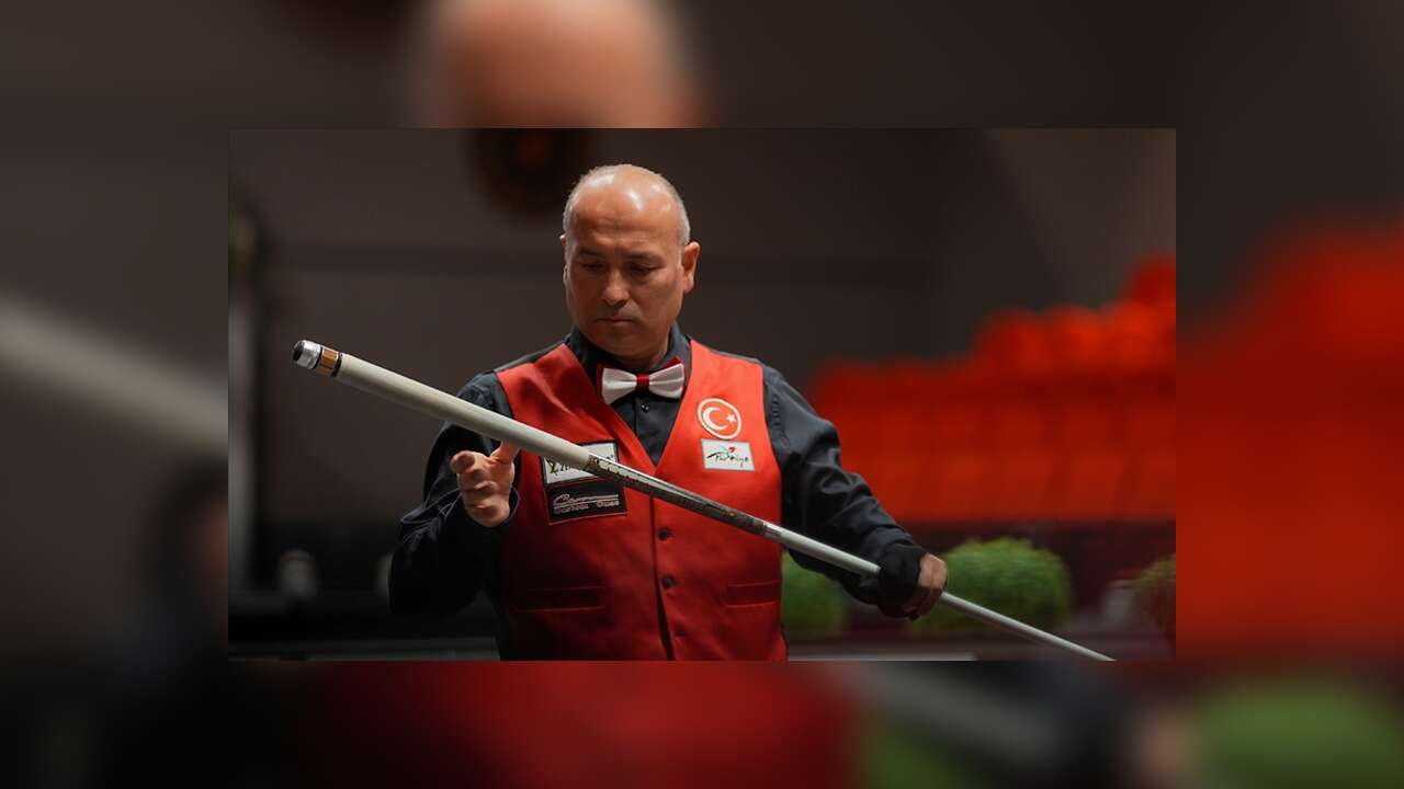 Milli Sporcu Barış Cin, artistik bilardoda Avrupa şampiyonu oldu