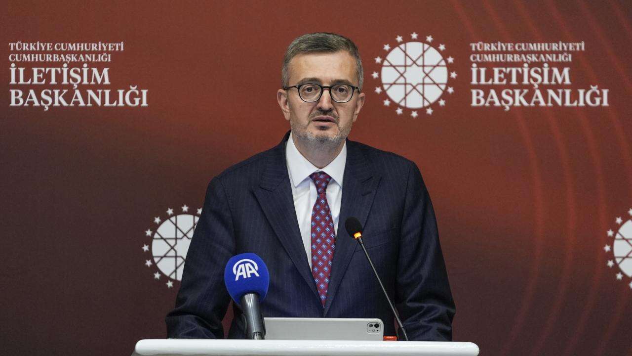 Burhanettin Duran: Teyitli bilginin önemi her zamankinden daha büyük