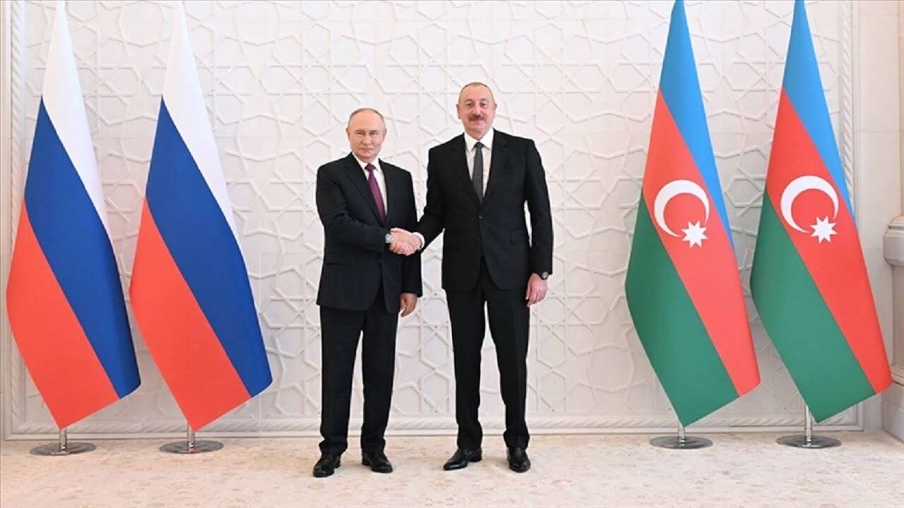 Putin ve Aliyev telefonda görüştü!