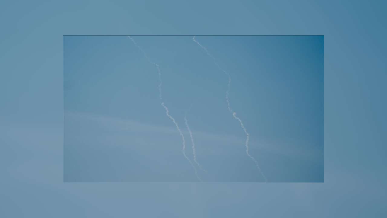 İran'ın füzeli misillemesinin ardından İsrail'de sirenler çaldı