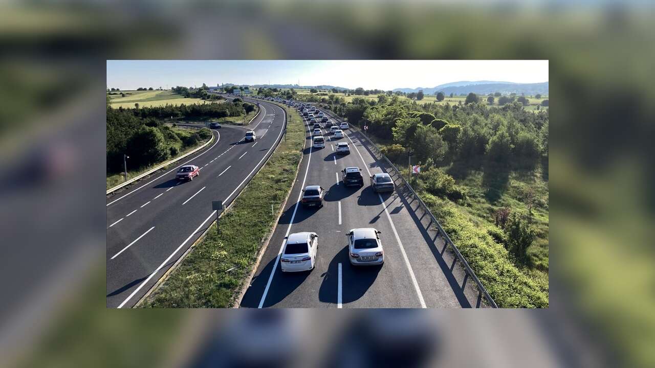 Tatilde yola çıkacak sürücülere araç bakımı uyarısı