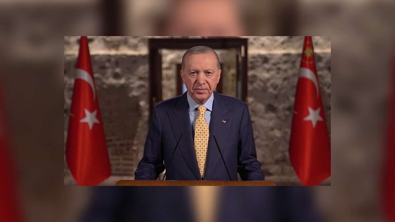 Erdoğan: Milletimizin huzur ve güvenliğini tahkim edecek adımları atmaya devam ediyoruz