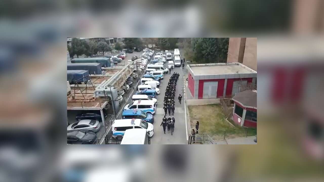 Terör örgütü DEAŞ'a yönelik 29 ildeki operasyonlarda yakalanan 139 şüpheliden 14'ü tutuklandı