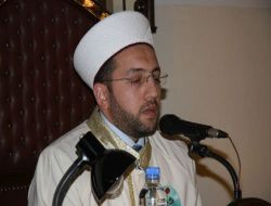 Ünlü Hafızlar O'nun (sav) İçin Ulu Camii'de Buluştu, Binlerce Kişi Camiye Akın Etti