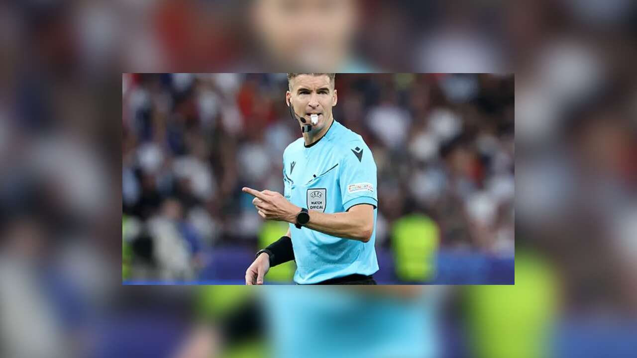 Türkiye - Romanya maçını Fransız hakem yönetecek!