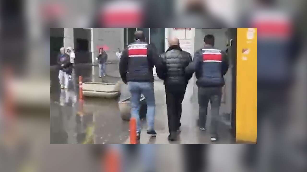 İst. merkezli 13 ilde düzenlenen yasa dışı bahis operasyonunda 24 şüpheli yakalandı