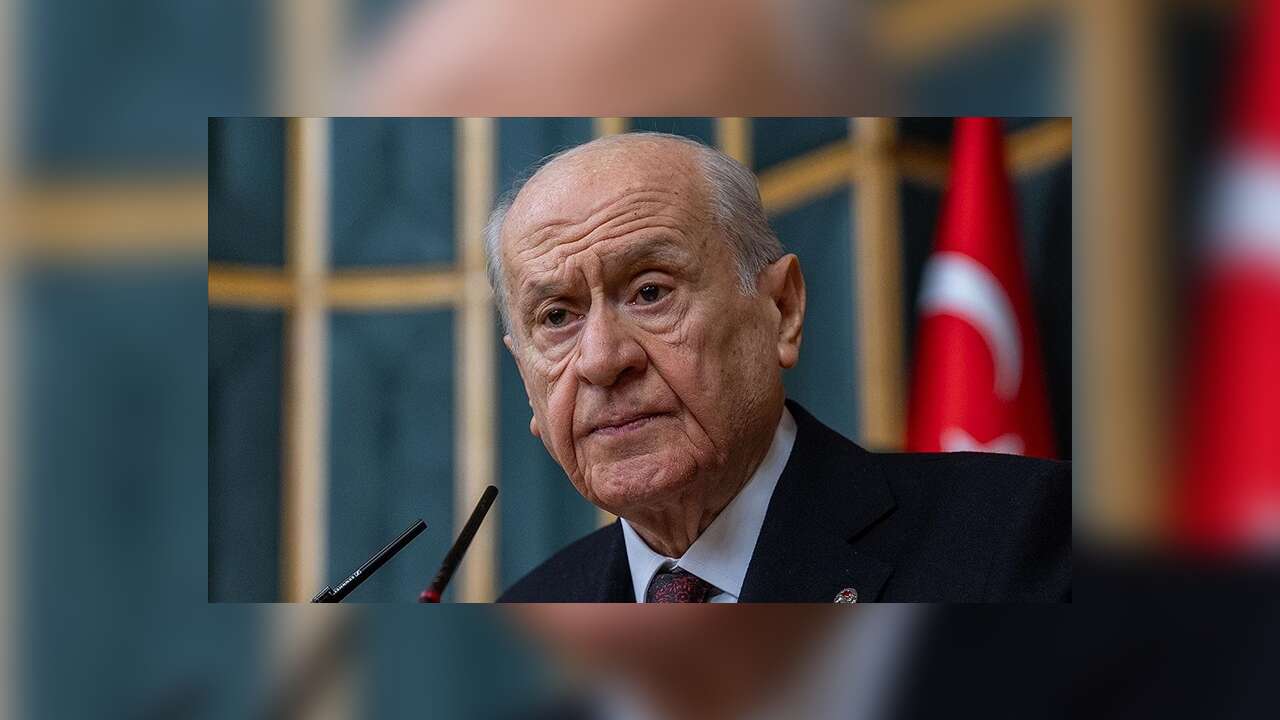 Bahçeli: İzzet Bey'in istifası küskünlük nedeniyle değil!
