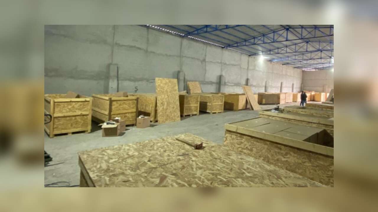 Adana'da kaçak 12 milyon 500 bin makaron ele geçirildi!