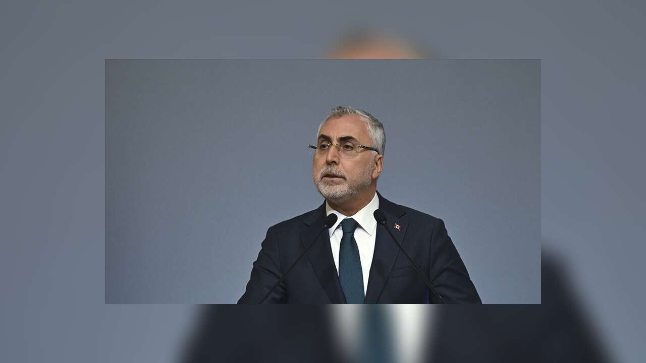 Çalışma ve Sosyal Güvenlik Bakanı Işıkhan'dan mesleki yeterlilik belgesi paylaşımı