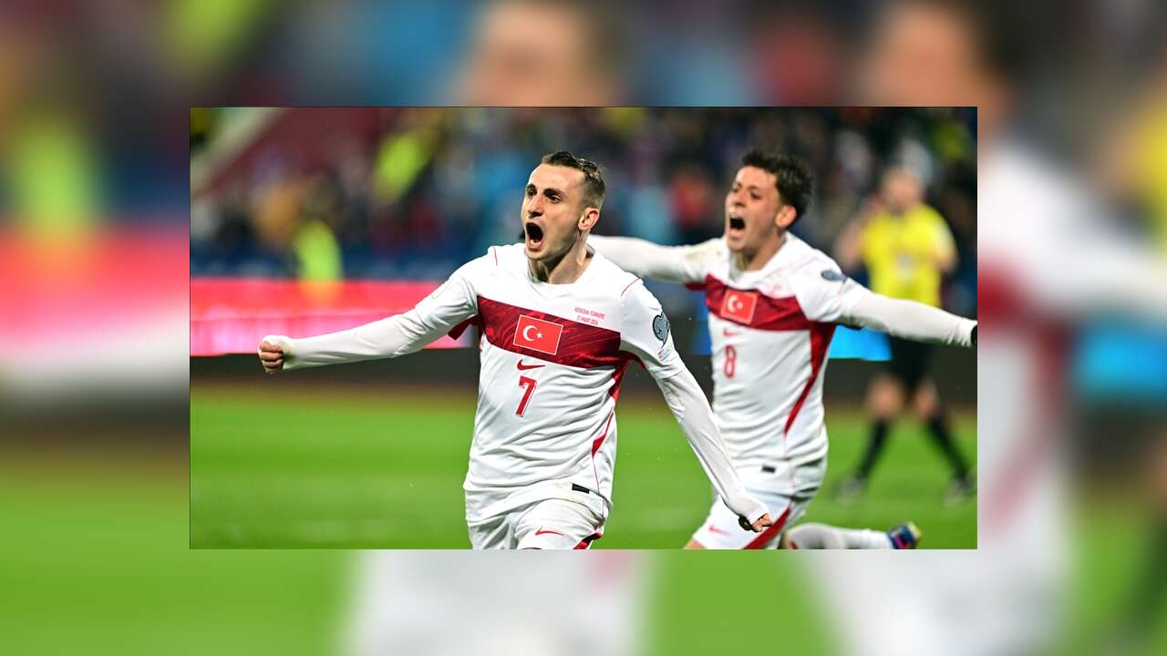 Türkiye 24 yıl aradan sonra Dünya Kupası'nda