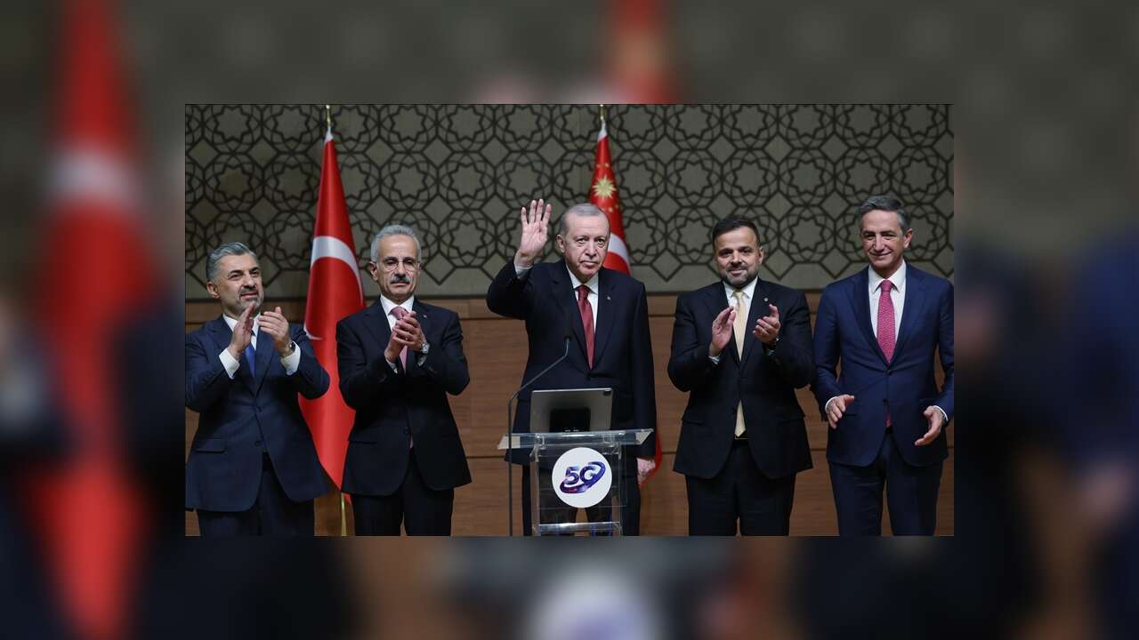 TÜRKİYE'DE 5G DÖNEMİ BAŞLADI