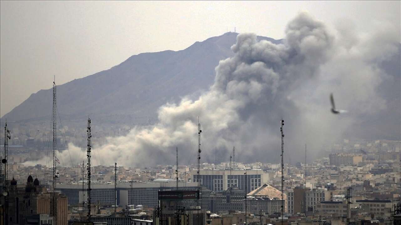 İran'da, ABD-İsrail saldırılarında hasar gören sivil hedef sayısı 115 bini geçti