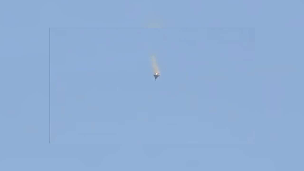 İran ordusu: ABD’ye ait bir A10 uçağı, Hürmüz Boğazı çevresinde vuruldu ve uçak Fars (Basra) Körfezi’ne düştü