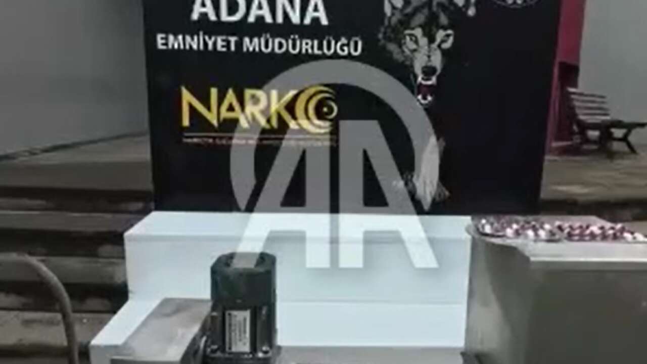 FLAŞŞ - Adana'da 703 bin 43 sentetik ecza ele geçirildi!