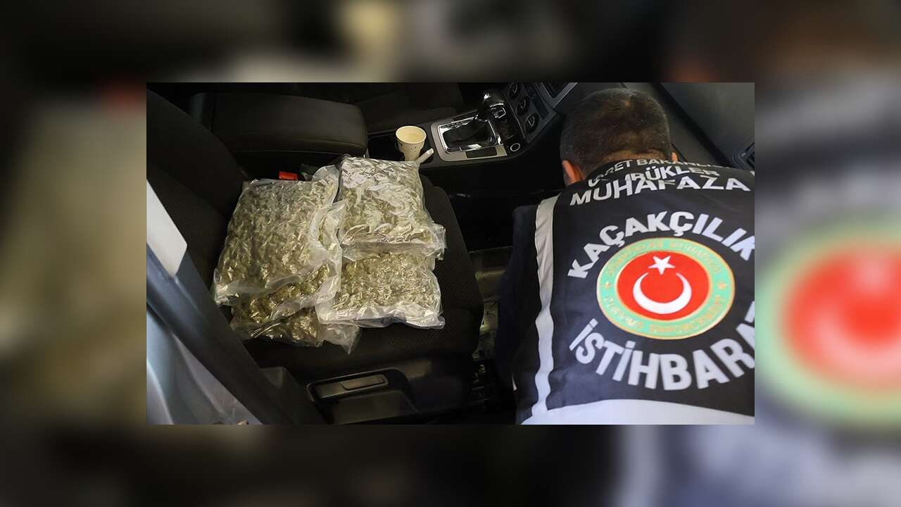 Gümrükler Muhafaza ekipleri, ilk 3 aydaki operasyonlarda 7,2 ton uyuşturucu ele geçirdi
