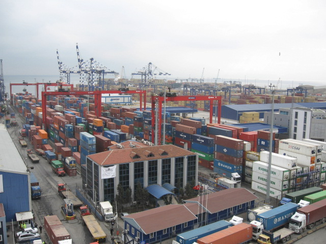 GÜMRÜKLERDE BOMBA GİBİ  İDDİALAR