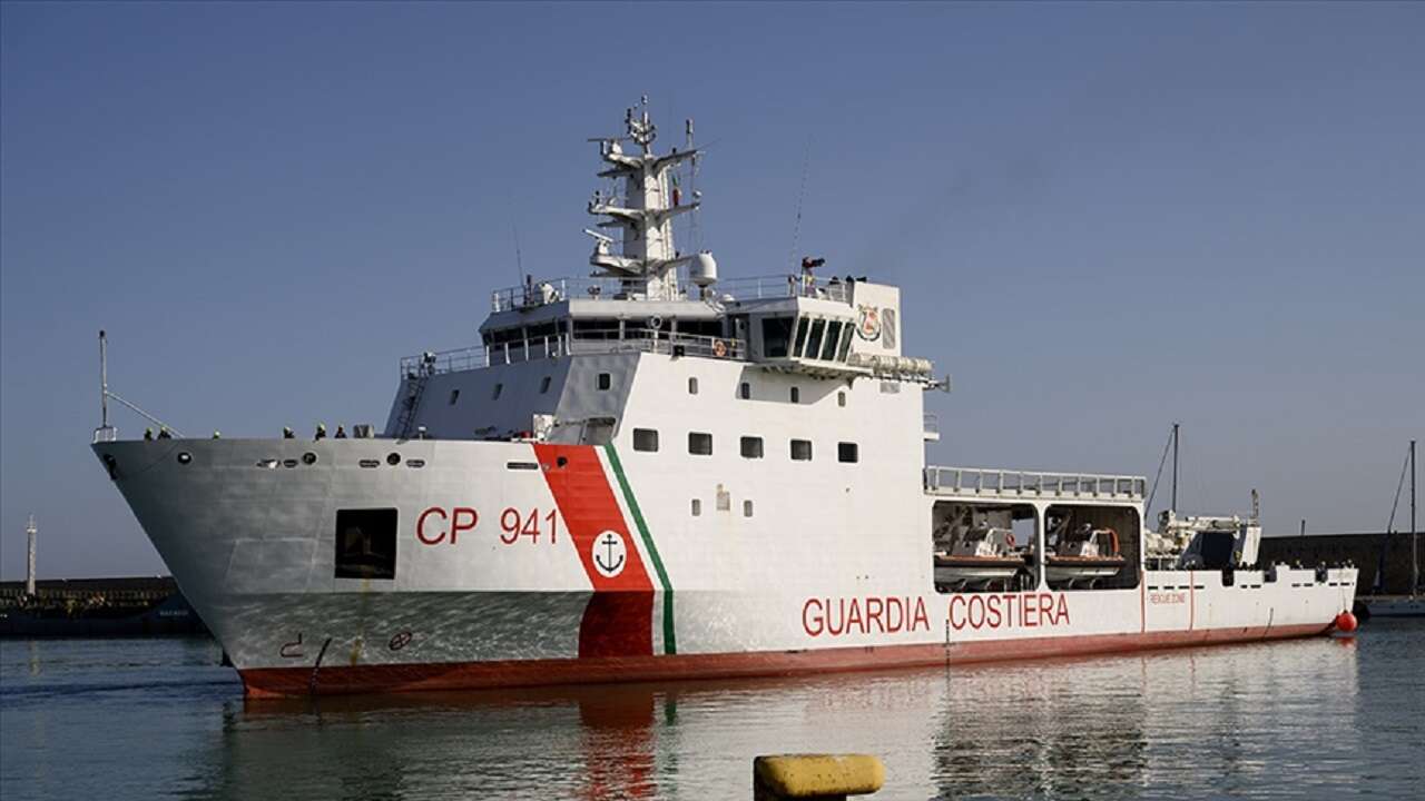 Akdeniz'de alabora olan düzensiz göçmen teknesindeki 70'ten fazla kişi kayboldu