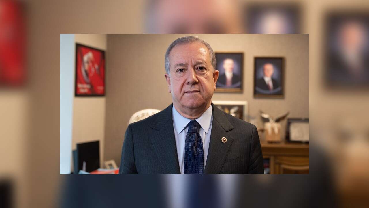 MHP, belediye başkanlarını Antalya'da kampa alacak