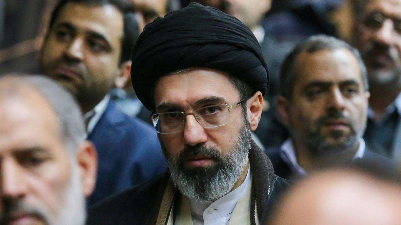 Hamaney: Hürmüz Boğazı’nın yönetimini yeni bir aşamaya taşıyacağız