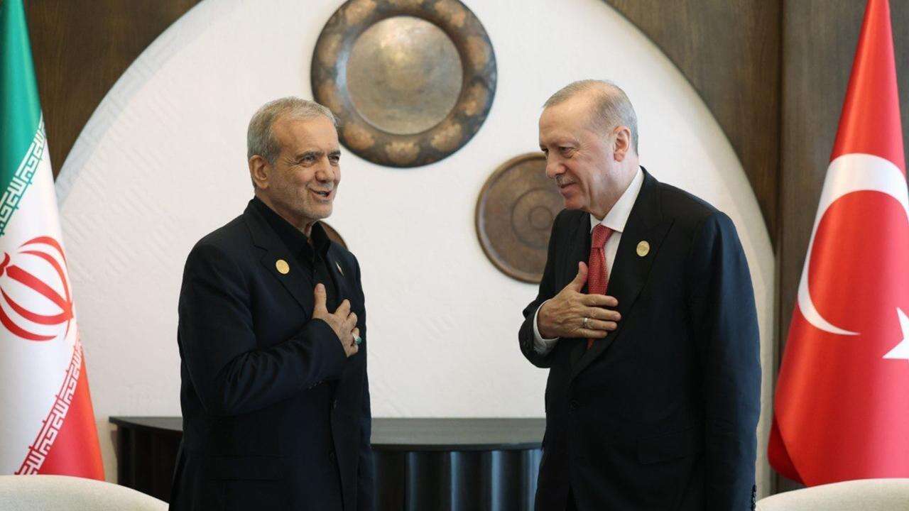 Cumhurbaşkanı Erdoğan, İran Cumhurbaşkanı Pezeşkiyan ile telefonda görüştü