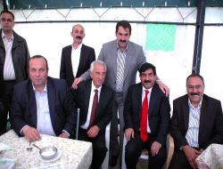 Eski Ve Yeni Belediye Başkanlarının Aileleri Arasında Barış Sağlandı