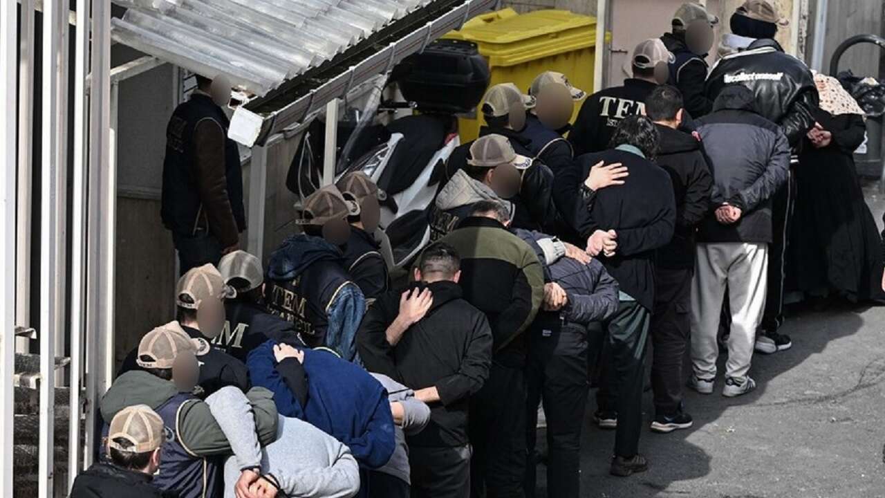 Beşiktaş'ta polis noktasına yönelik terör saldırısına ilişkin 9 şüpheli tutuklandı