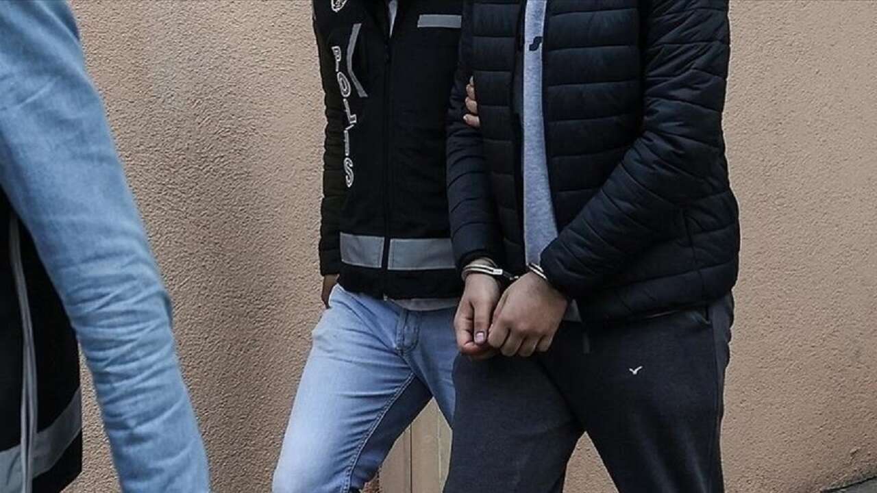 İstanbul merkezli 7 ildeki tefecilik operasyonunda 34 şüpheli yakalandı