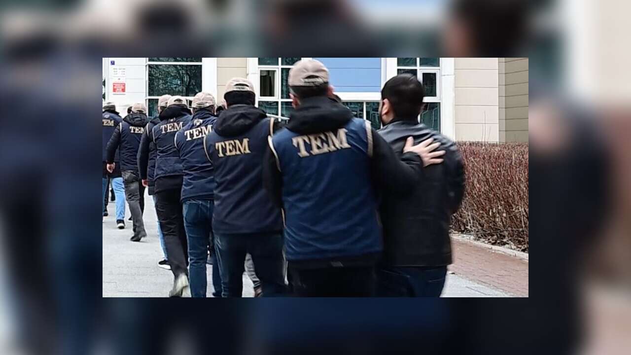 Terör örgütü DEAŞ'a finansman sağladığı belirlenen 8 şüpheli yakalandı