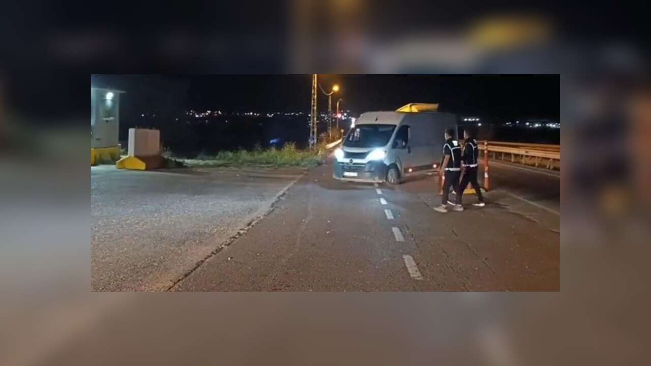Şanlıurfa'da kaçak sigara operasyonu: 2 tutuklama