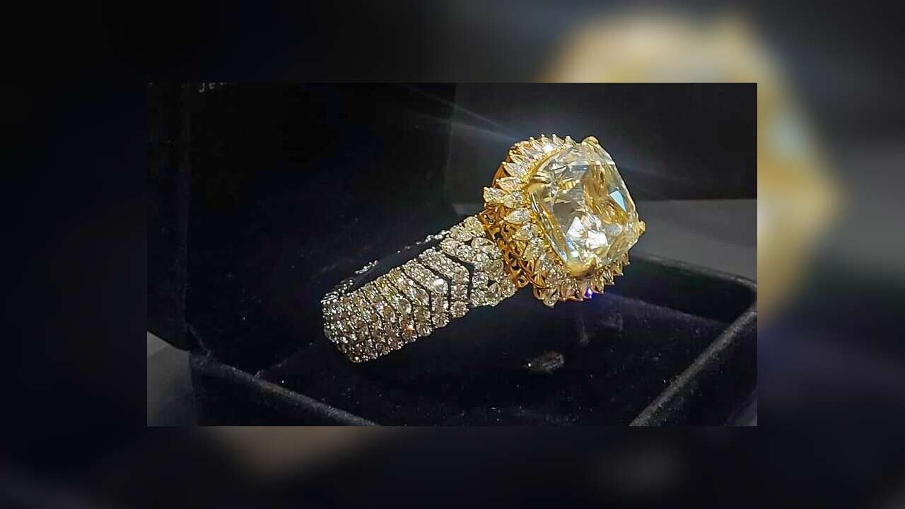 80 karatlık pırlantayı Kapalıçarşı'da satmaya çalışan 6 şüpheli tutuklandı