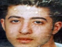 Karşı Yöne Geçip Devrilen Kamyonetin Sürücüsü Hayatını Kaybetti