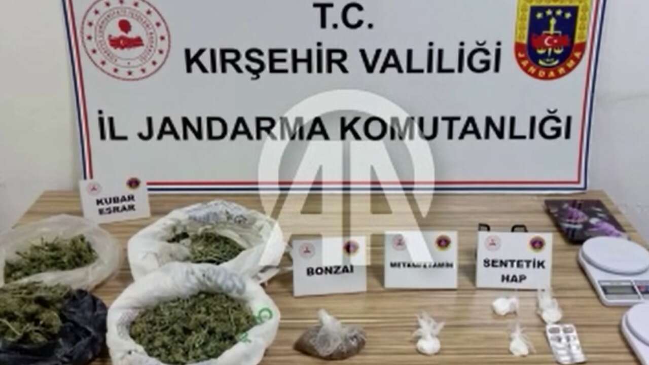 Kırşehir'de 1,2 kilo uyuşturucuyla yakalanan zanlı tutuklandı