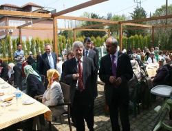 70'inden Okuma Yazma Öğrendiler, Bursa Gezisini Kaptılar