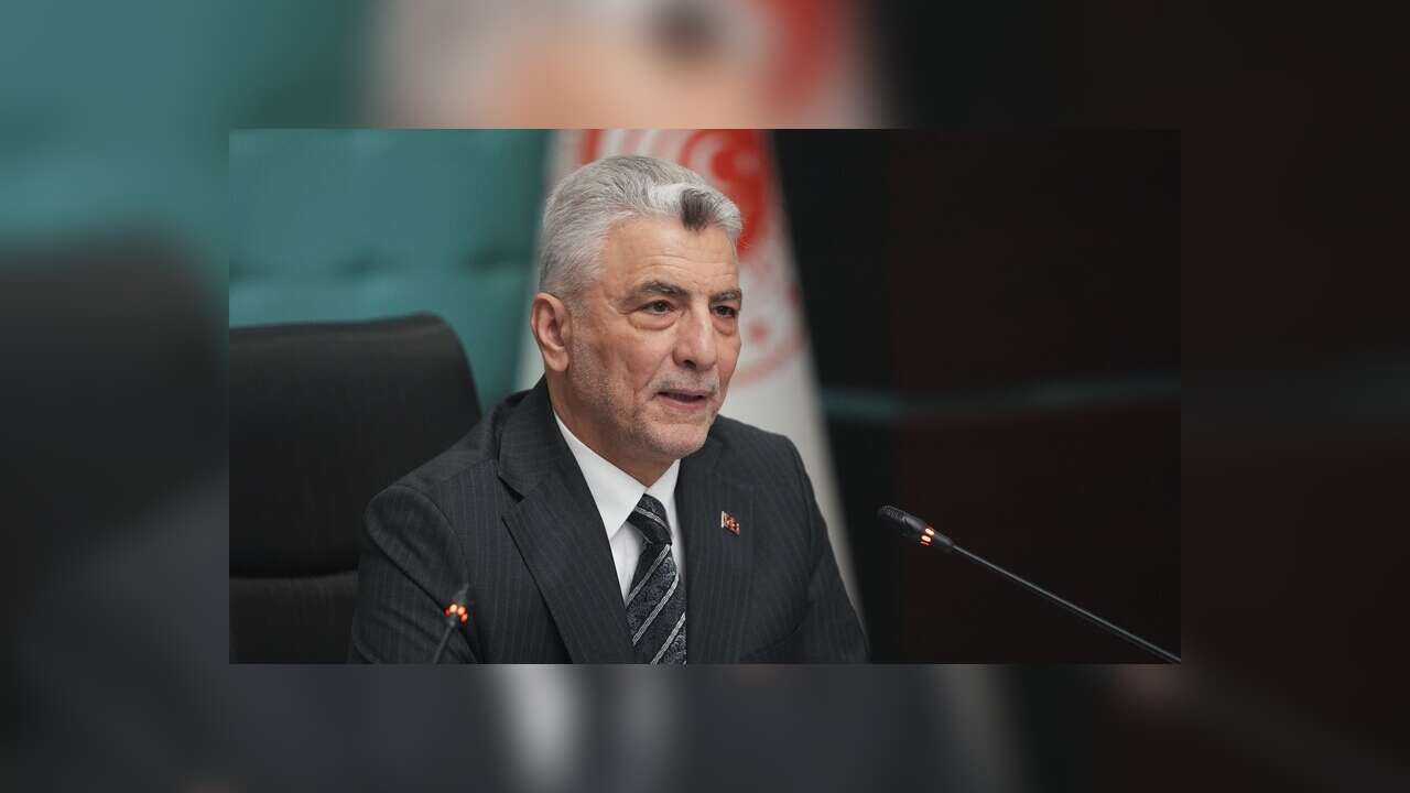 Bolat, Türkiye ile Kosova arasındaki ticaret hacminin yaklaşık 1 milyar dolara ulaştığını belirtti