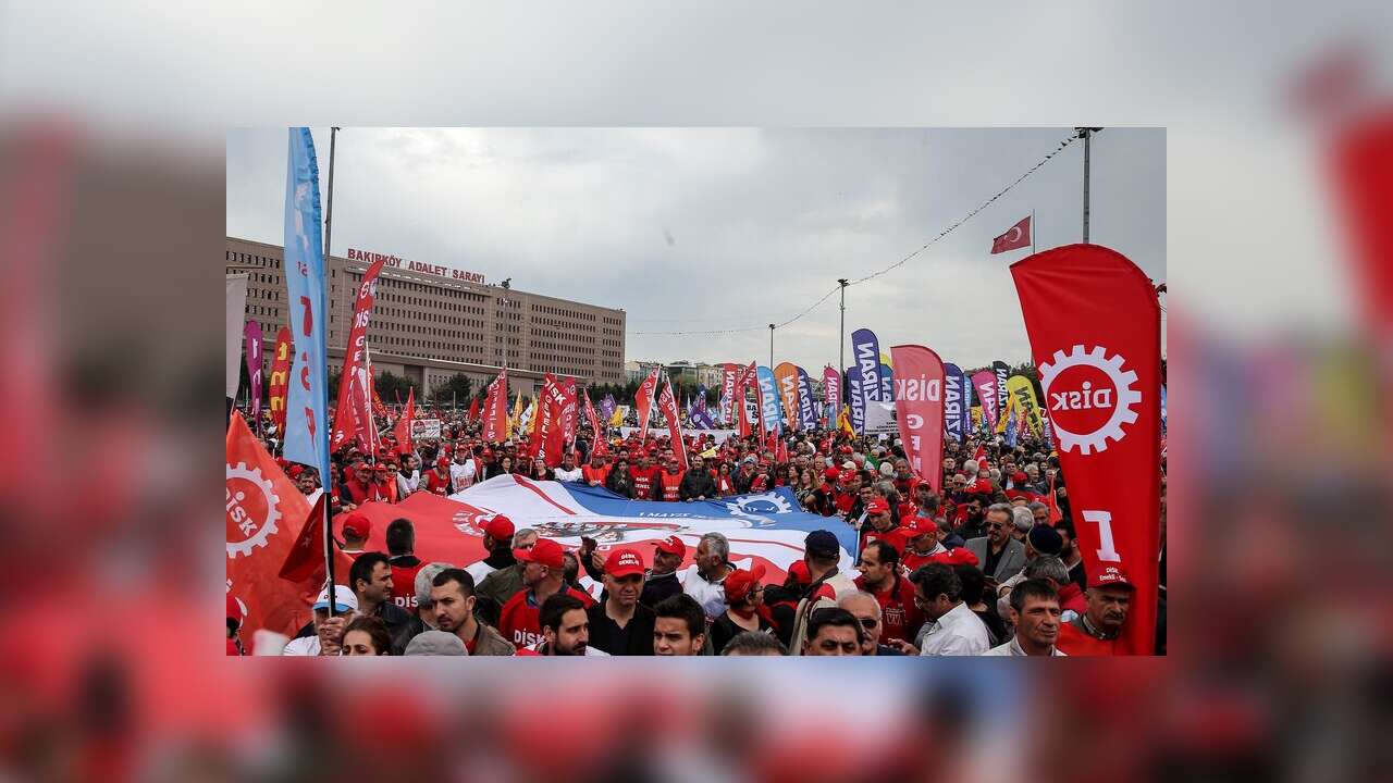 Sendikalar 1 Mayıs'ı yurdun dört bir yanında kutlayacak!