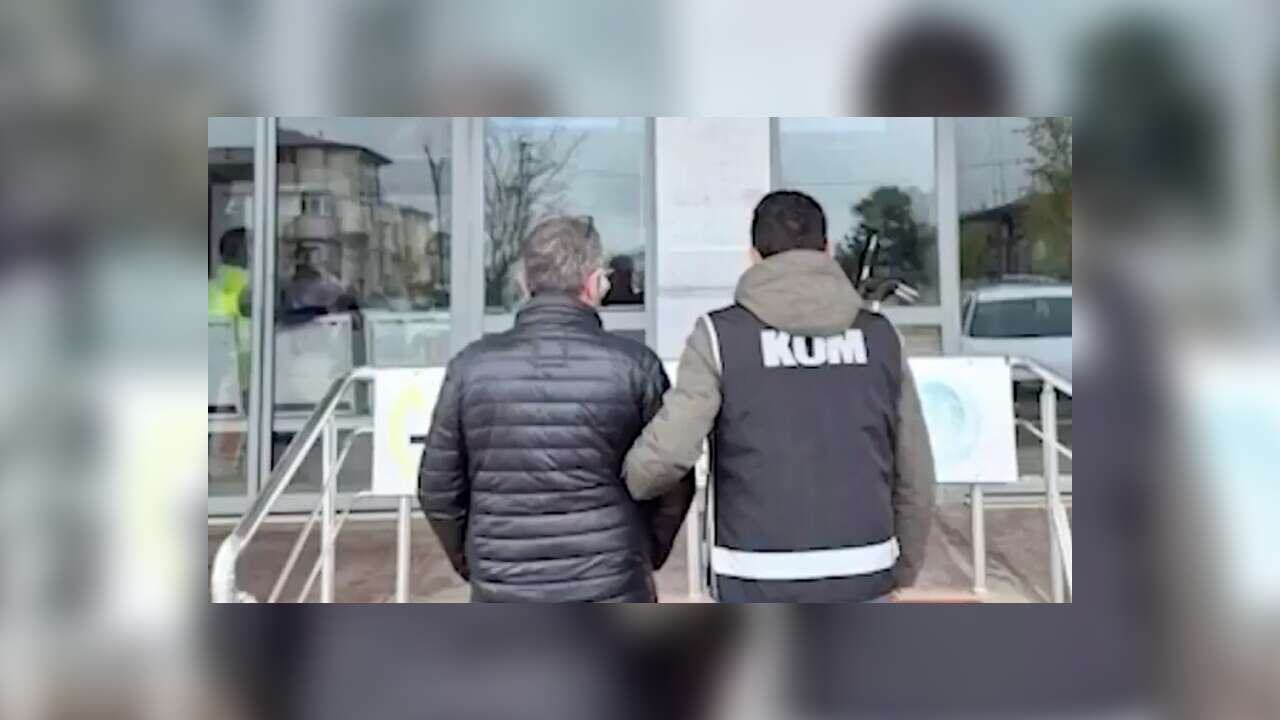 Aranan şahıslara yönelik ülke genelindeki uygulamalarda 278 kişi yakalandı