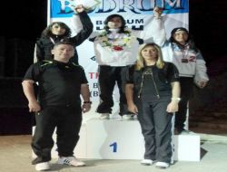 Kayserili Sporcular, Muay Thai Türkiye Şampiyonası'nda Derece Elde Etti!