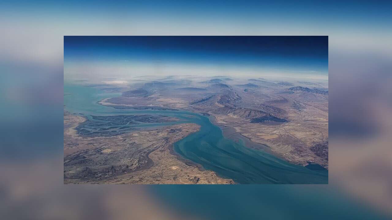 İran Silahlı Kuvvetleri’nden ABD’ye Hürmüz Boğazı uyarısı