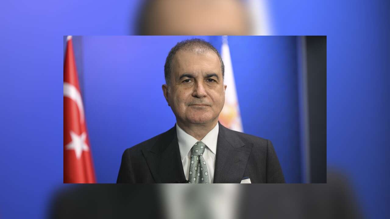 AK Parti Sözcüsü Çelik, 27 Nisan "e-muhtıra" sürecinde yaşananları anlattı