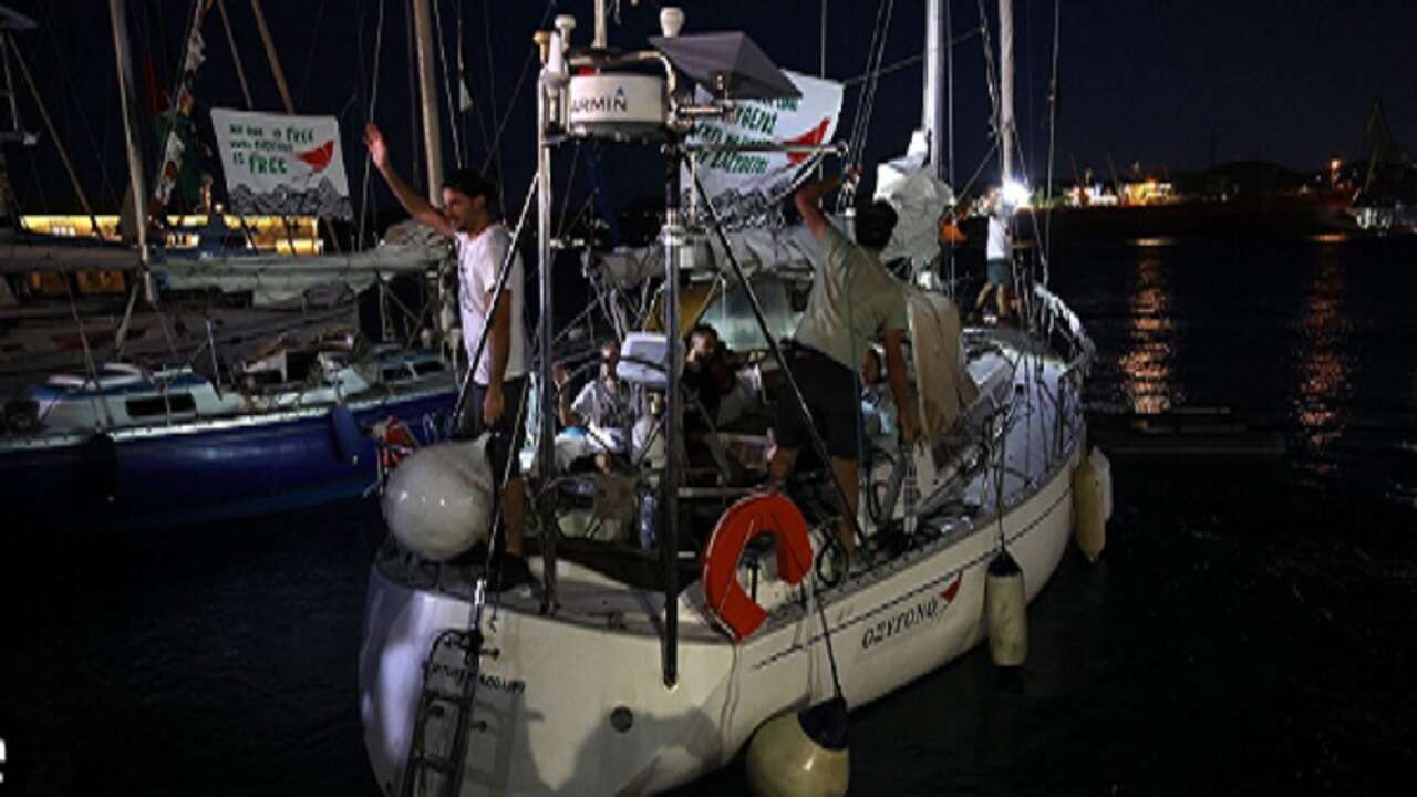 İsrail donanması, uluslararası sularda Küresel Sumud Filosu'na müdahaleye başladı