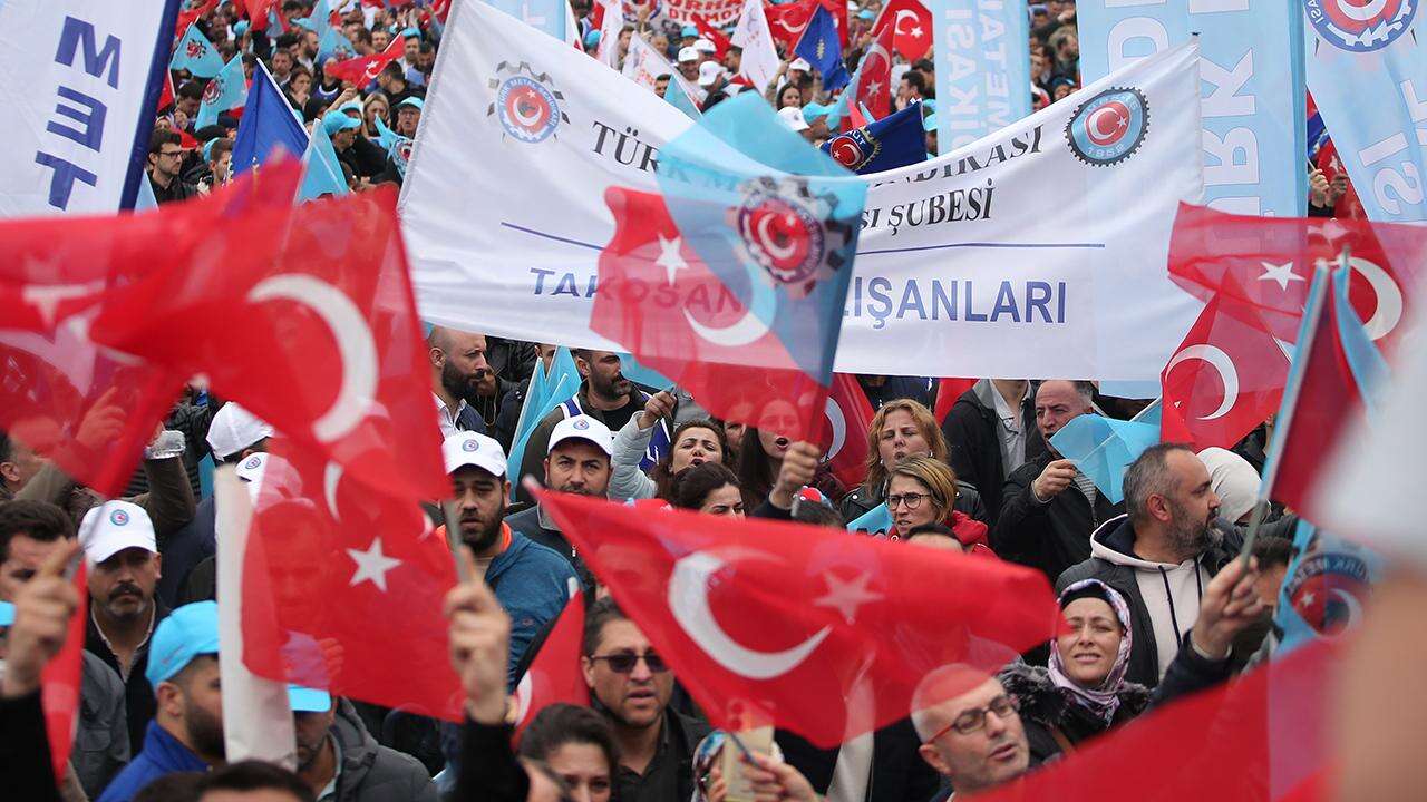 İşçinin ve emeğin bayramı: 1 MAYIS