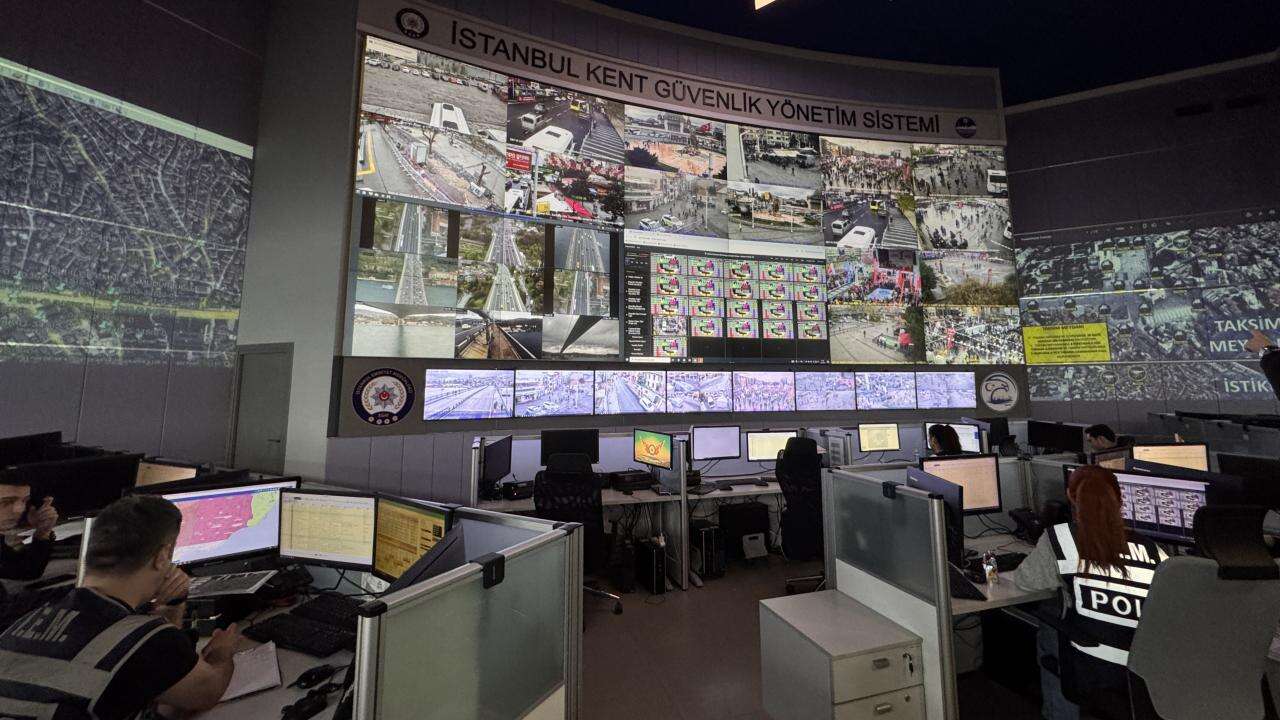 İstanbul 1 MAYIS'ta 35 bin kamerayla izlendi