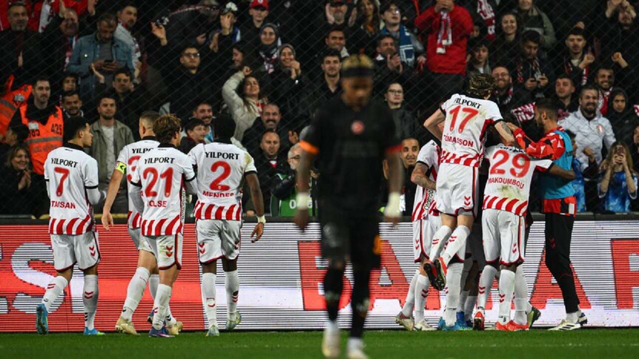 Galatasaray, deplasmanda Samsunspor'a mağlup oldu
