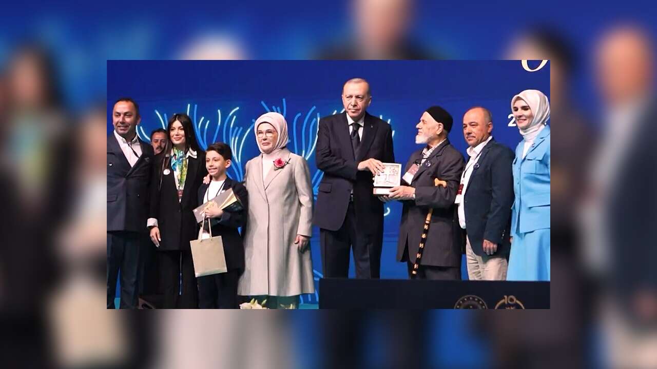 Emine Erdoğan'dan "Aile ve Nüfus On Yılı Vizyon Belgesi"ne ilişkin paylaşım