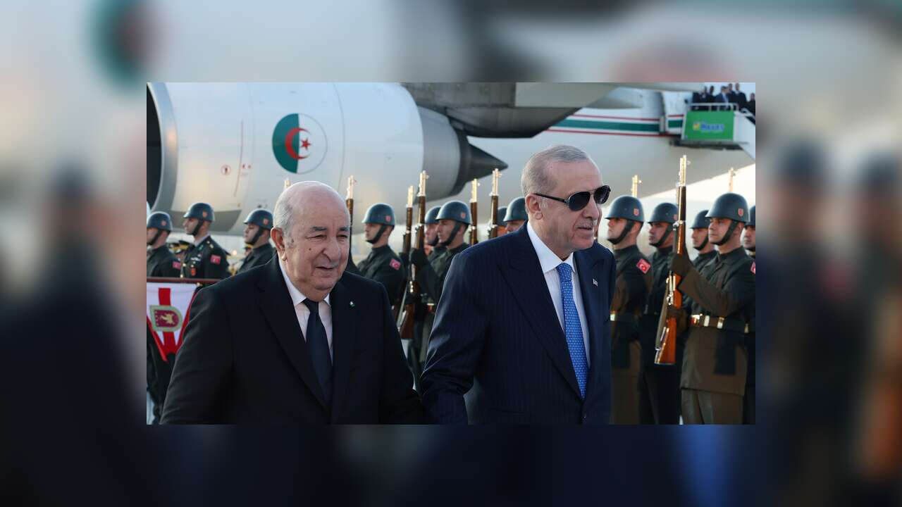 Cumhurbaşkanı Erdoğan, Cezayir Cumhurbaşkanı Tebbun'u karşıladı