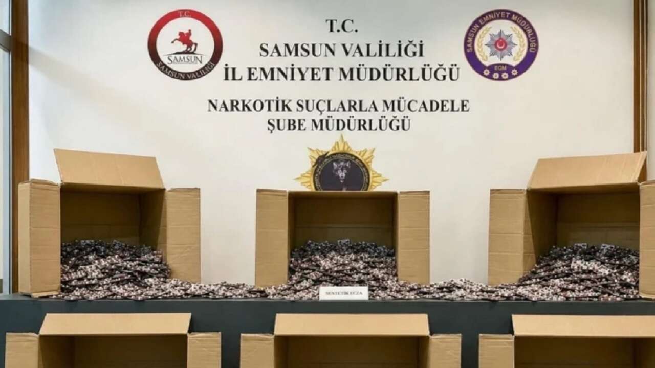 Samsun'da Uyuşturucu Operasyonu: 172 Bin Hap Ele Geçirildi
