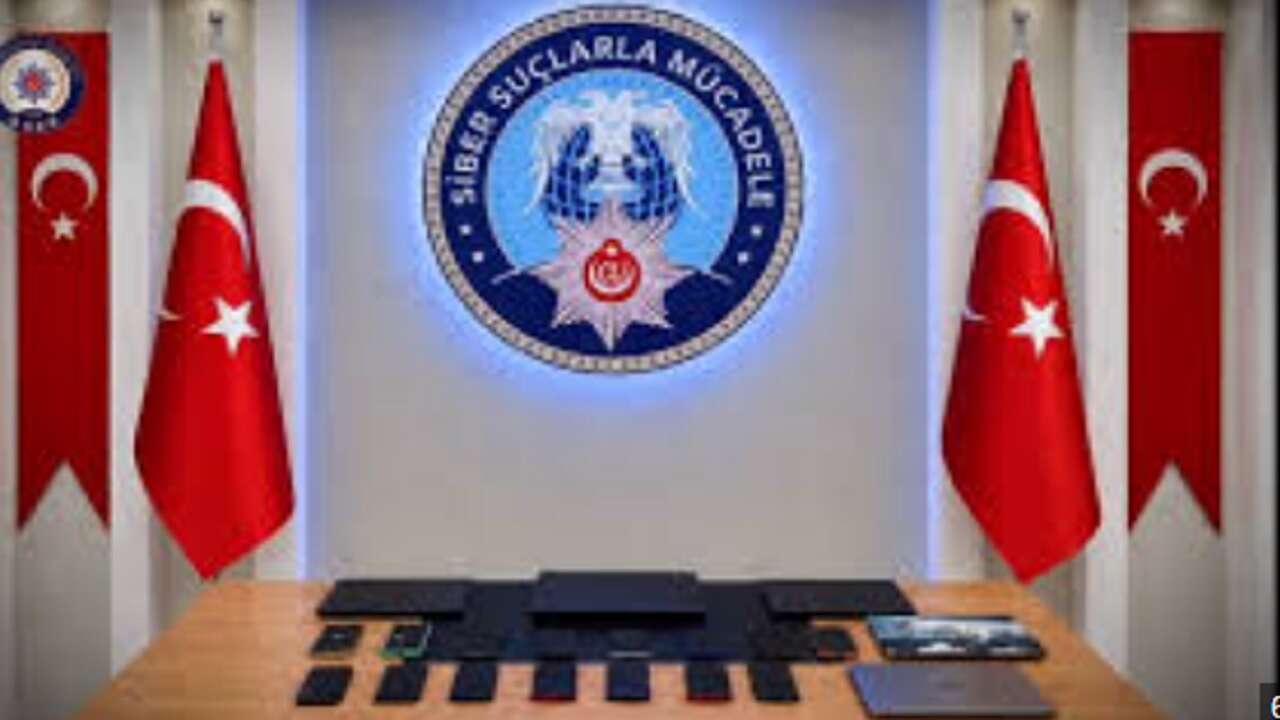 Hakkari merkezli soruşturmada "20 milyar liralık suç ağının yönetim merkezi" deşifre edildi
