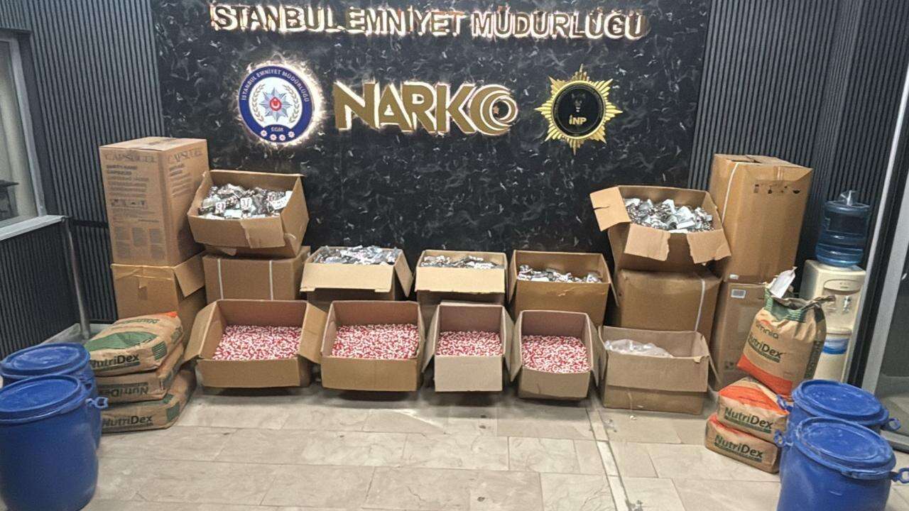 İstanbul'da yaklaşık 1 Milyon uyuşturucu hap ele geçirildi!