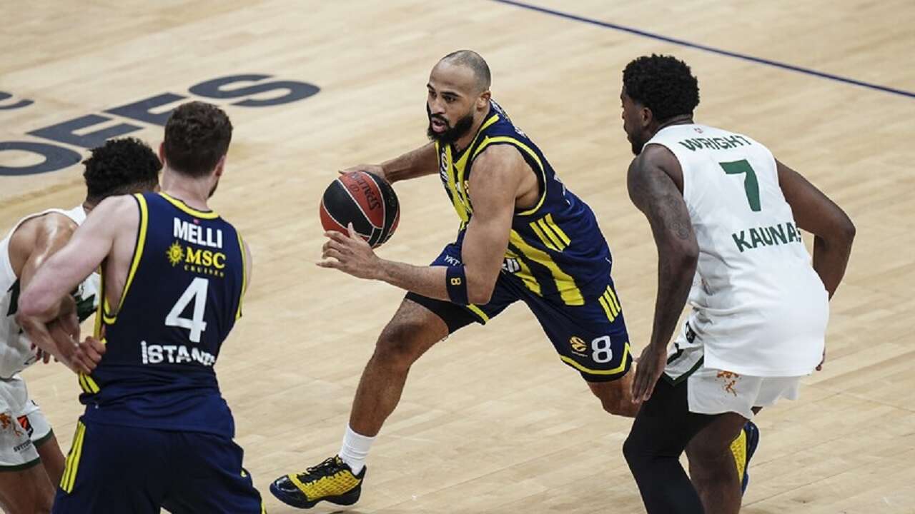 Fenerbahçe Beko, Zalgiris'e 81-78 mağlup oldu